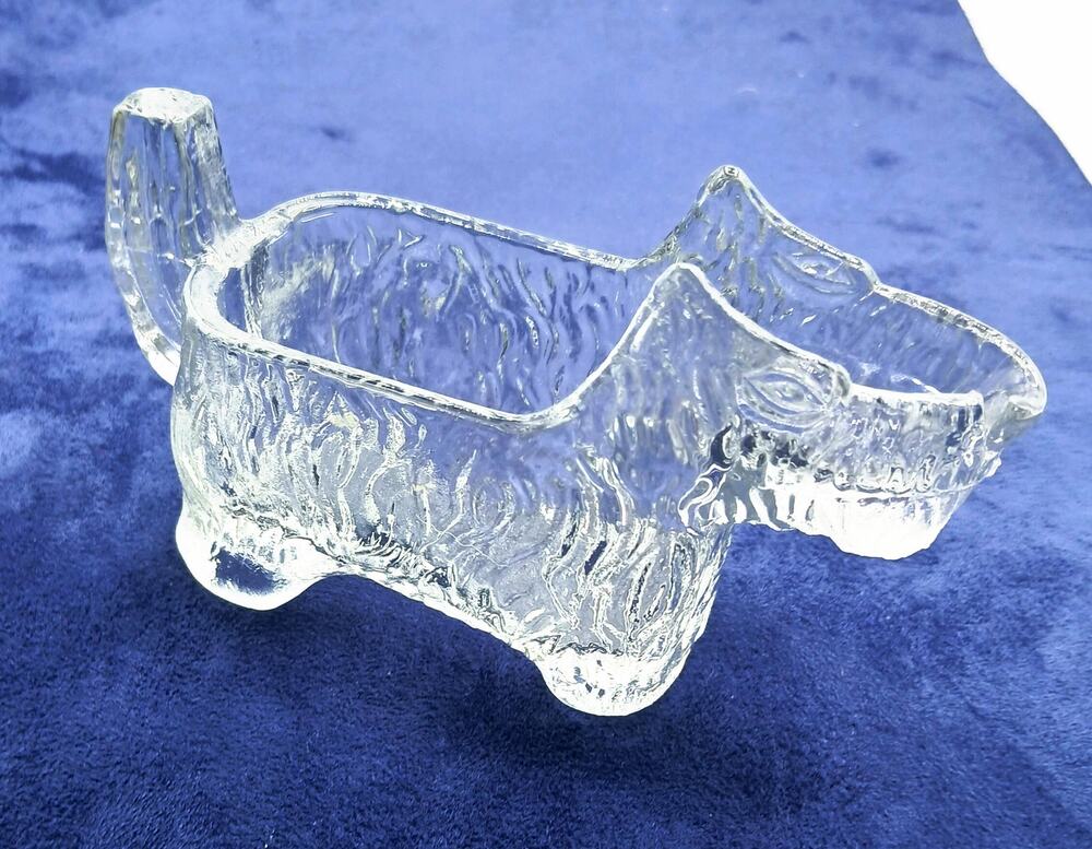Vintage LE Smith Glass Stamped #20 SCOTTIE DOG Creamer or spoon rest